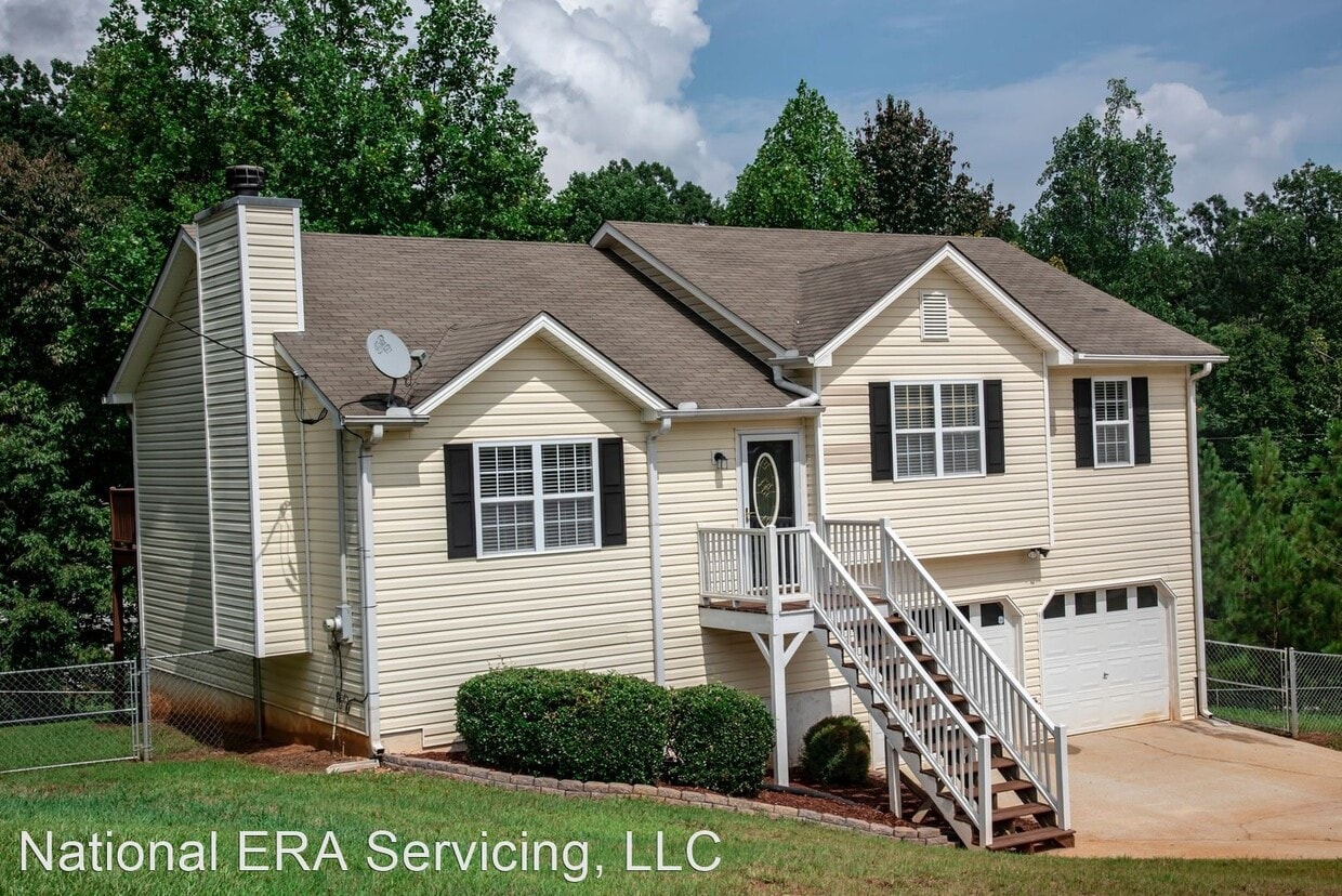 Primary Photo - 3 br, 2 bath House - 97 Spring Leaf Dr