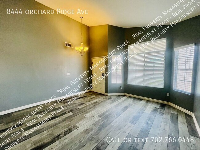 Foto del edificio - Single-Story 3 Bed, 2 Bth Open Concept, Va...