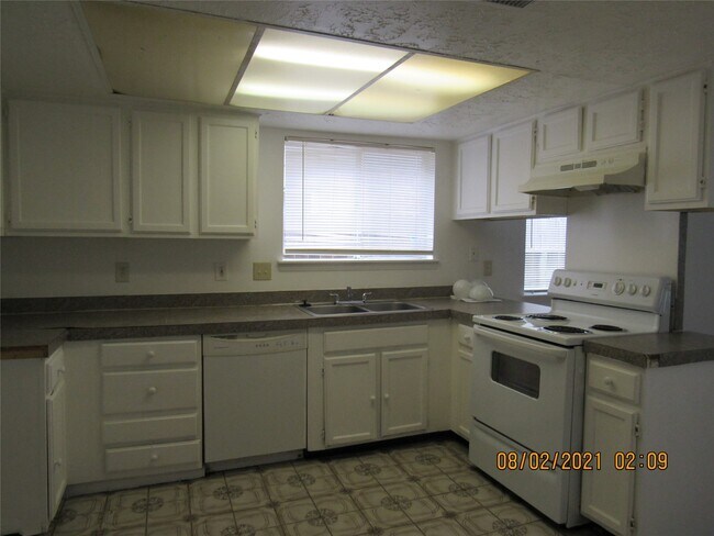 Foto del edificio - 8506 Sorrel Dr