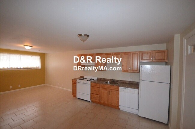 Building Photo - 22 Decatur St