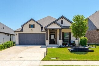 Building Photo - 621 Hazeltine Rd