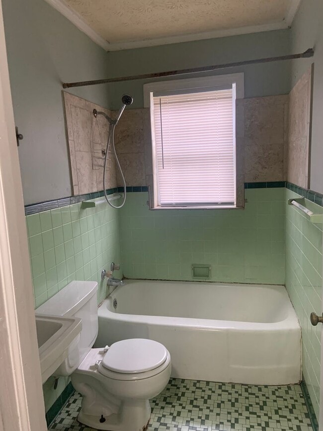 Building Photo - 2 Bed 1 Bath Duplex Vidalia GA