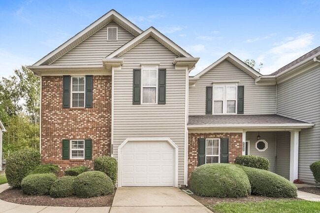 Building Photo - 8733 Cinnabay Dr