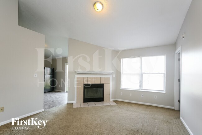 Foto del edificio - 5922 Brookville Lake Dr