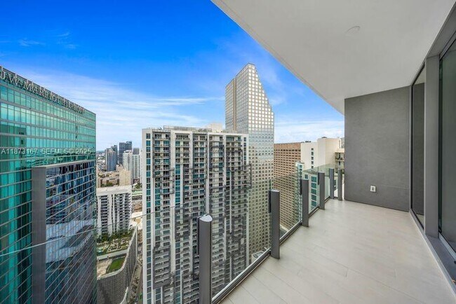 Foto del edificio - 300 Biscayne Blvd Way