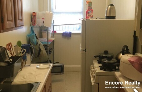 Building Photo - 49 Worthington St