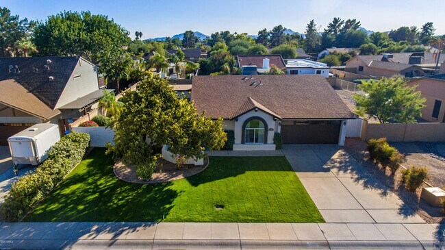 Foto del edificio - 5367 E Kelton Ln