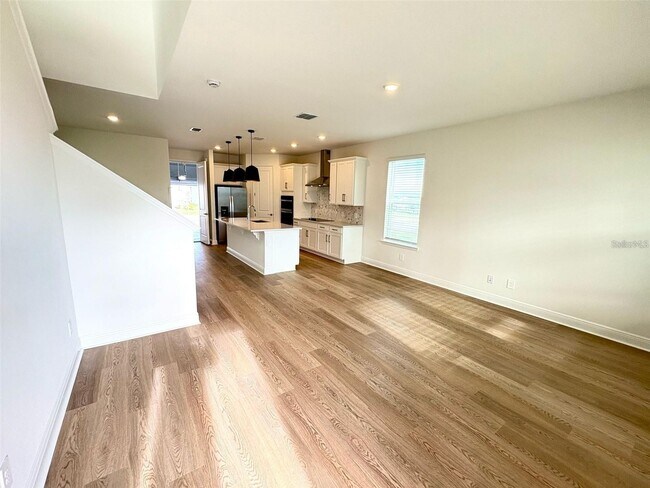 Building Photo - 5014 Railroad Vine Aly