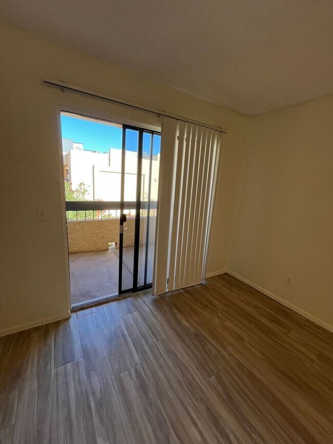 Building Photo - Welcome Home to El Diablo Apartments – 1 Bedroom in the Heart of Tempe!