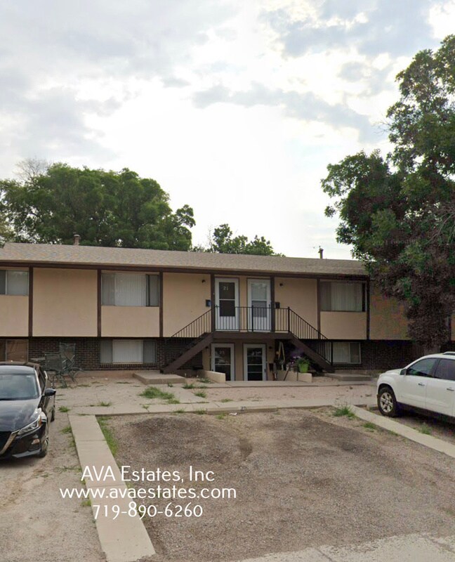 Primary Photo - 25 Douglas Ln