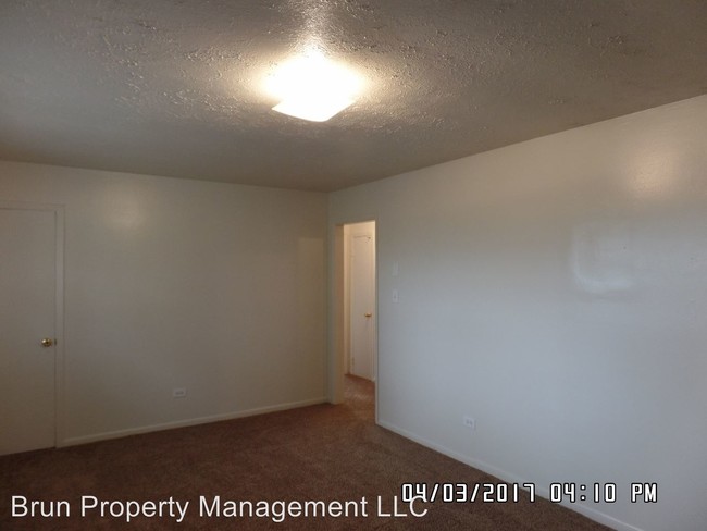 Building Photo - 5507 Fountain Dr