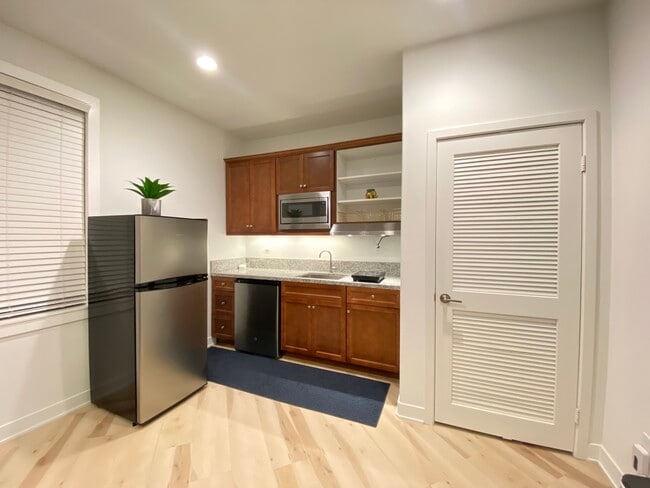 Building Photo - 29373 Laredo Cir