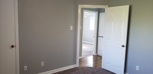 Foto del edificio - 4108 Parkway Dr