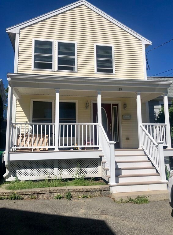 Primary Photo - 109 Pearl St