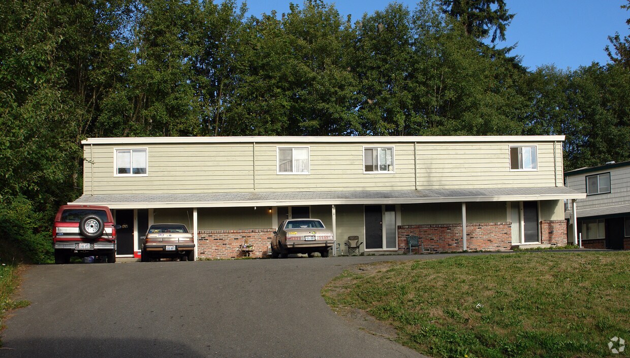 Building Photo - 8755 Shoreplace Pl NW