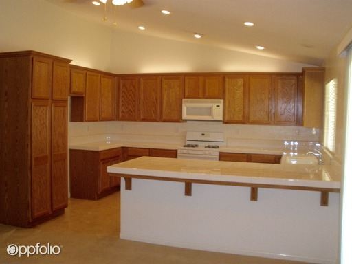 Building Photo - 12314 Fairburn Way