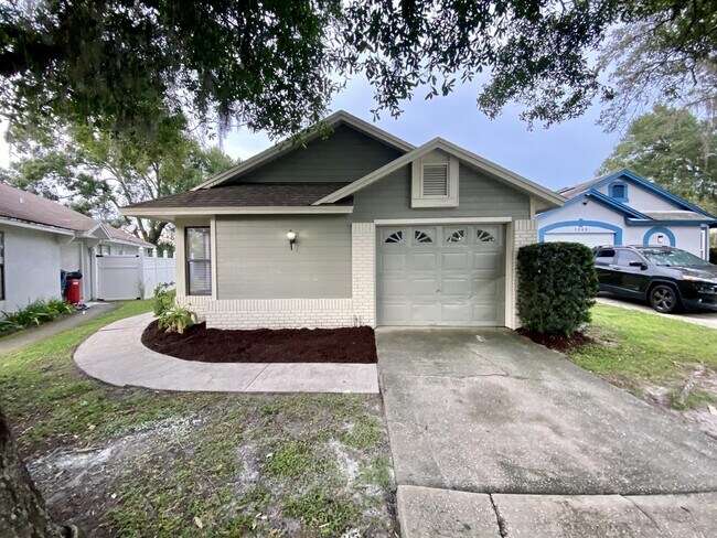 Building Photo - 1303 Creekbottom Cir