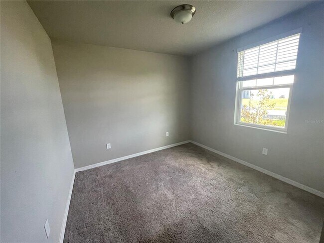 Building Photo - 3212 Weitzel Dr