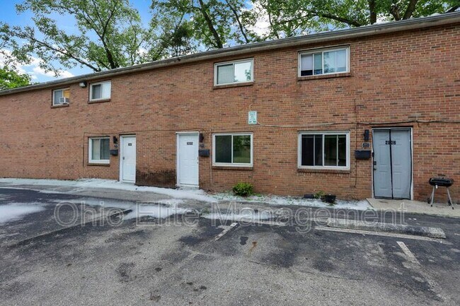 Foto del edificio - 2844 Baughman Ave