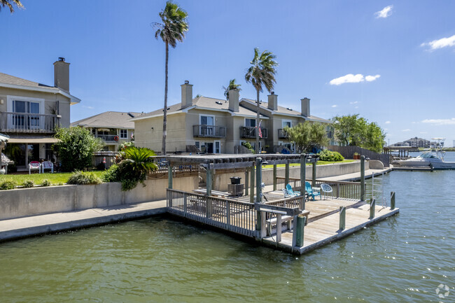 Foto del edificio - Lake Shore Villas