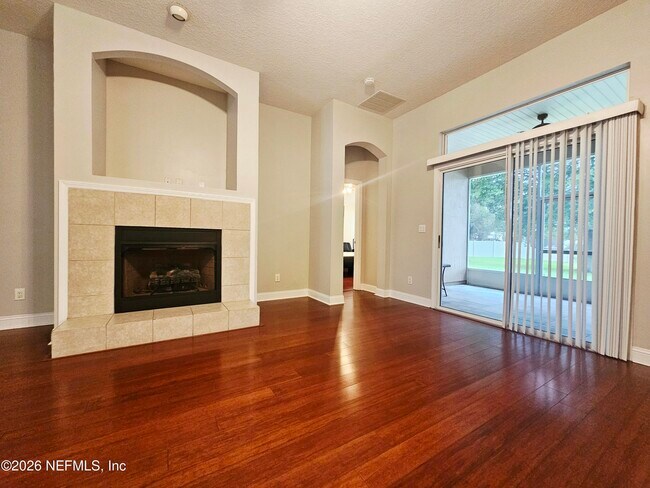 Foto del edificio - 5891 Green Pond Dr