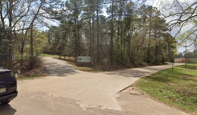 Foto del edificio - 27 Greensburg St