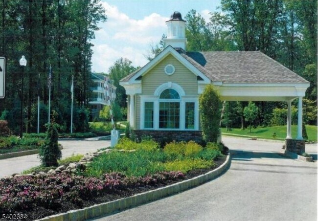 Foto del edificio - 7113 Polk Dr