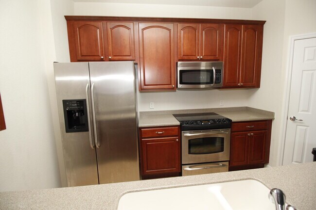 Foto del edificio - 1576 Peregrine Cir