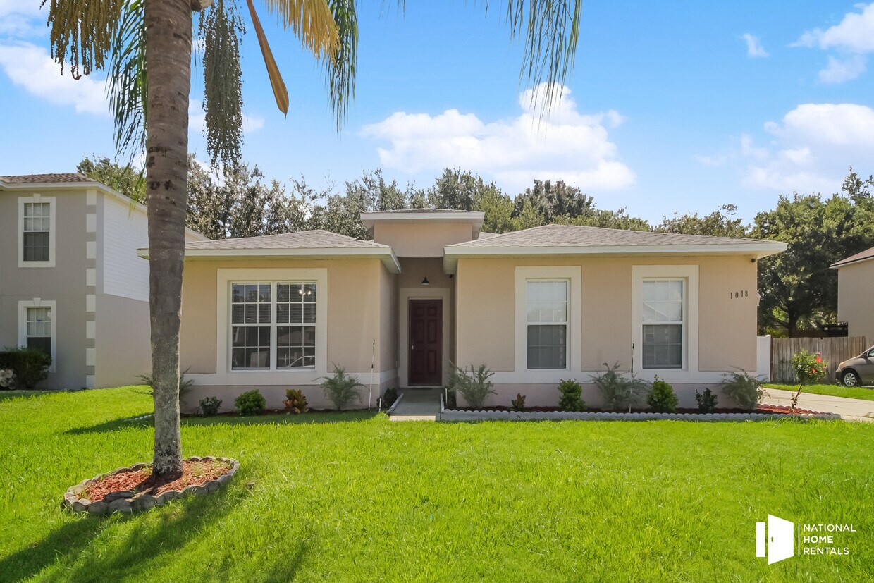 Foto principal - 1018 Lake Doe Blvd