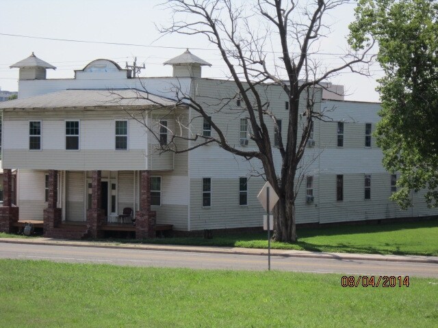 Foto principal - Whitaker Apartments