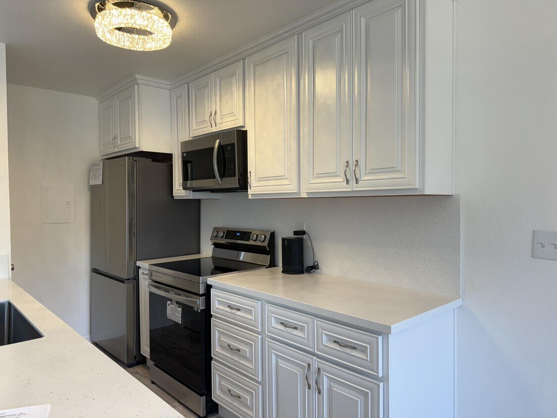 Foto principal - 1430 42nd Ave