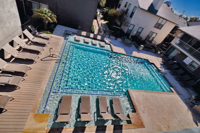 relaxing pool - La Cima Newport Condos