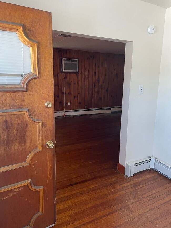 Foto del edificio - 338 E King St