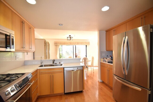 Building Photo - 4614 Corrida Cir