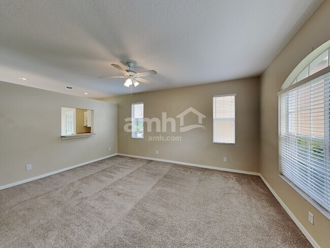 Building Photo - 9504 Patrician Drive