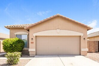 Building Photo - 7909 S 73rd Ln