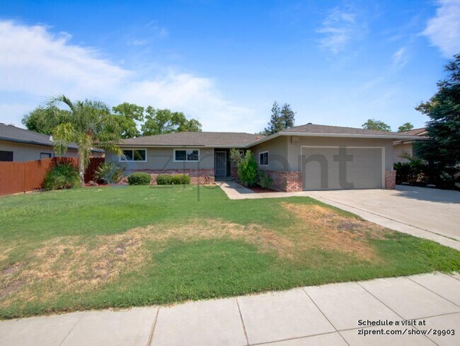 Building Photo - 1058 W Magill Ave