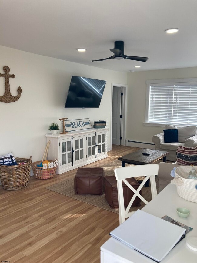 Building Photo - 273 38th St S