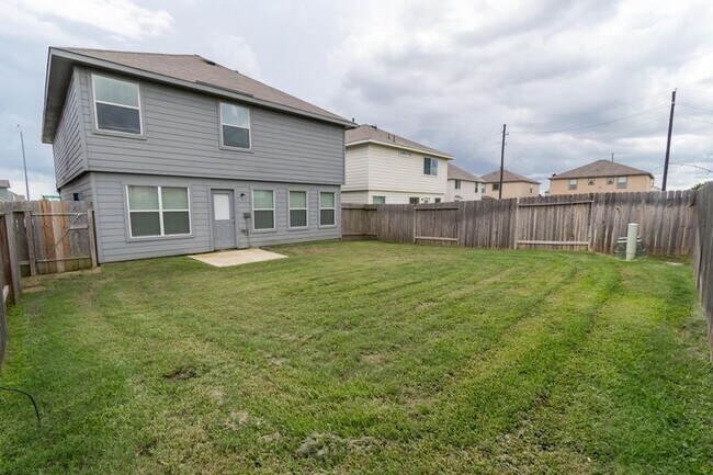 Foto del edificio - 19438 Plantation Field Dr