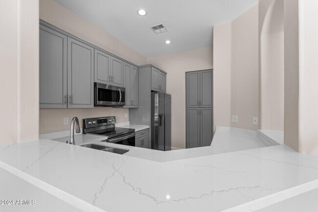 Foto del edificio - 904 N Poppy St