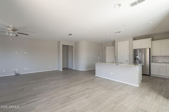 Foto del edificio - 25812 N 162nd Dr