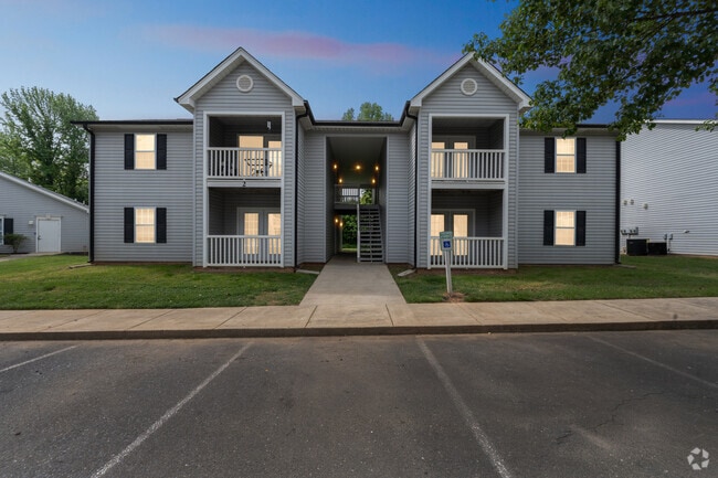 Arlington - Evening View - Arlington Apartments