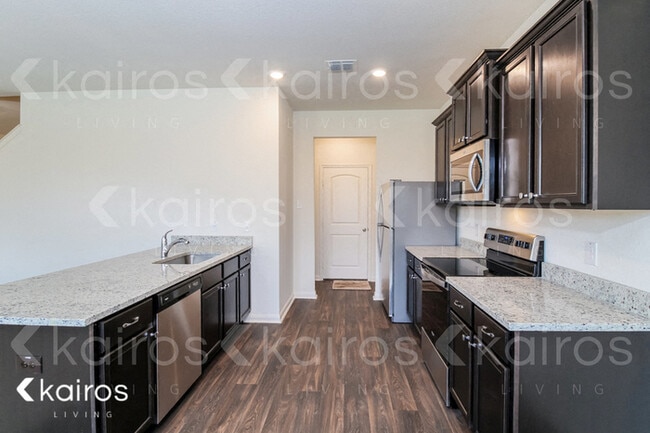 Building Photo - 3974 Turtle Creek
