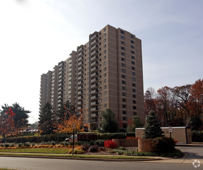 Watergate At Landmark Rentals Alexandria, VA