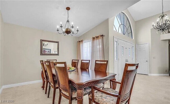 Foto del edificio - 8437 Sheltered Valley Dr