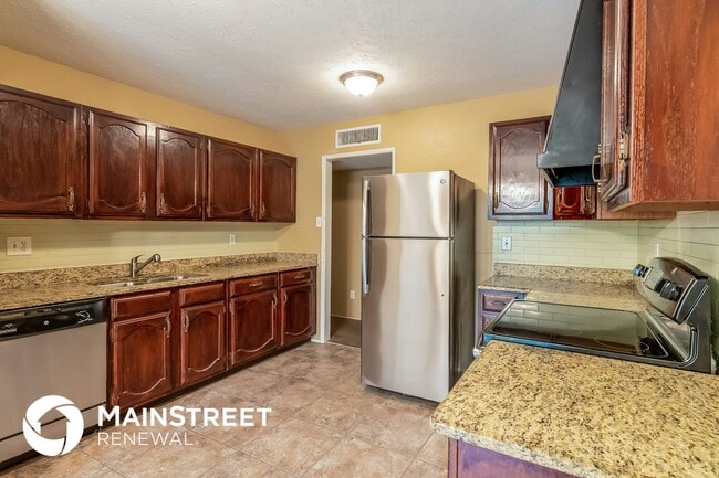 Foto del edificio - 15614 Fall Briar Dr