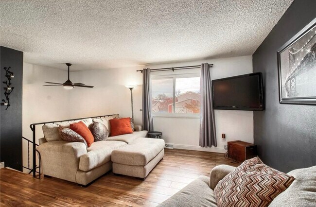 Foto del edificio - 9173 Everett St