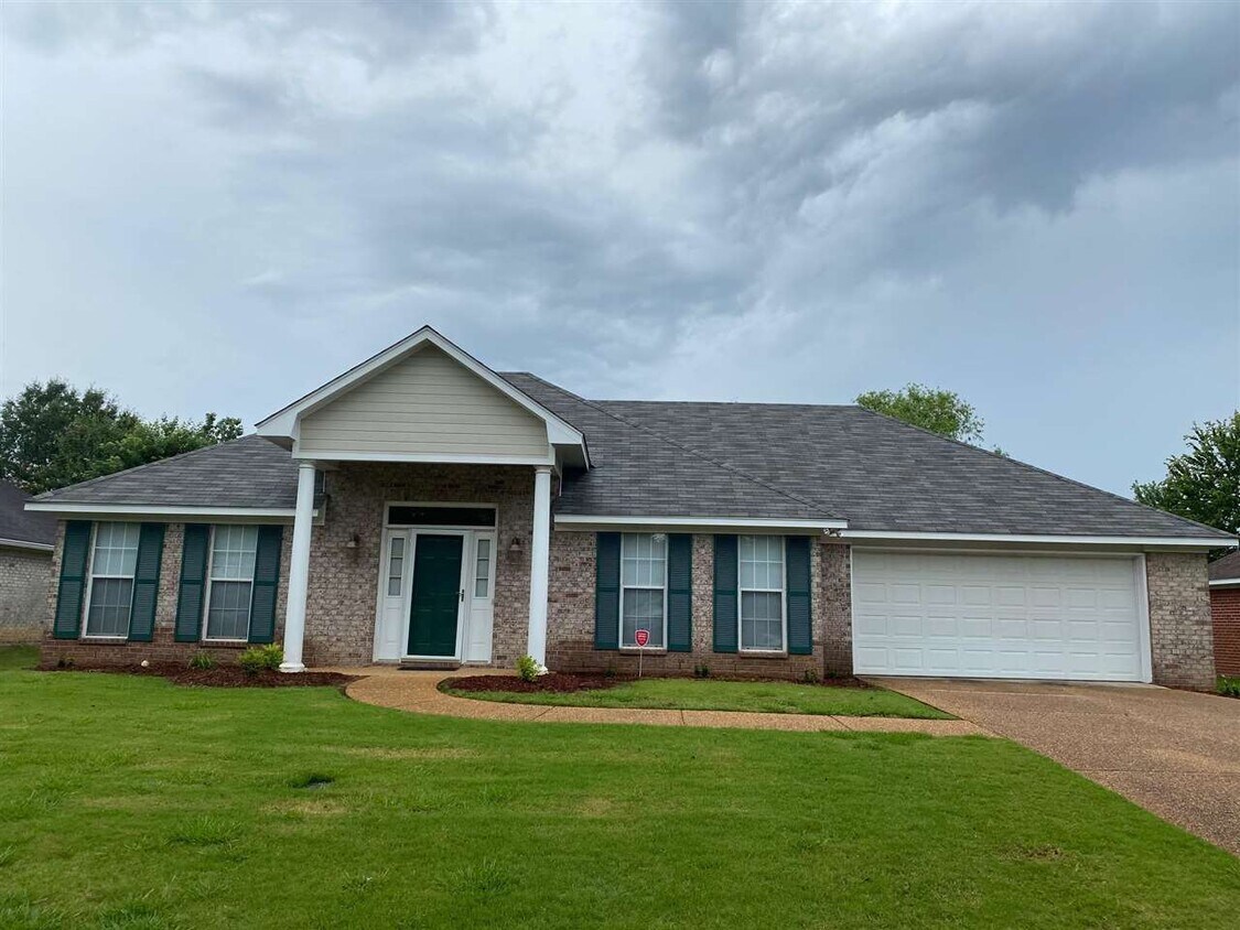 719 Prominence Dr, Flowood, MS 39232 House Rental in Flowood, MS
