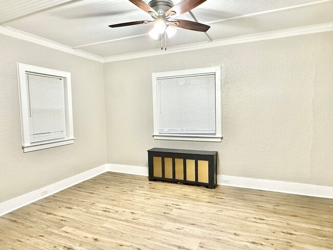 Building Photo - 2007 S 8th St