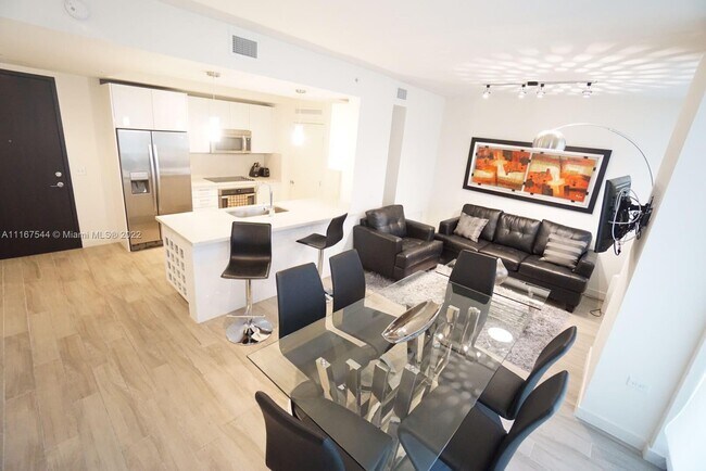 Foto del edificio - 999 SW 1st Ave